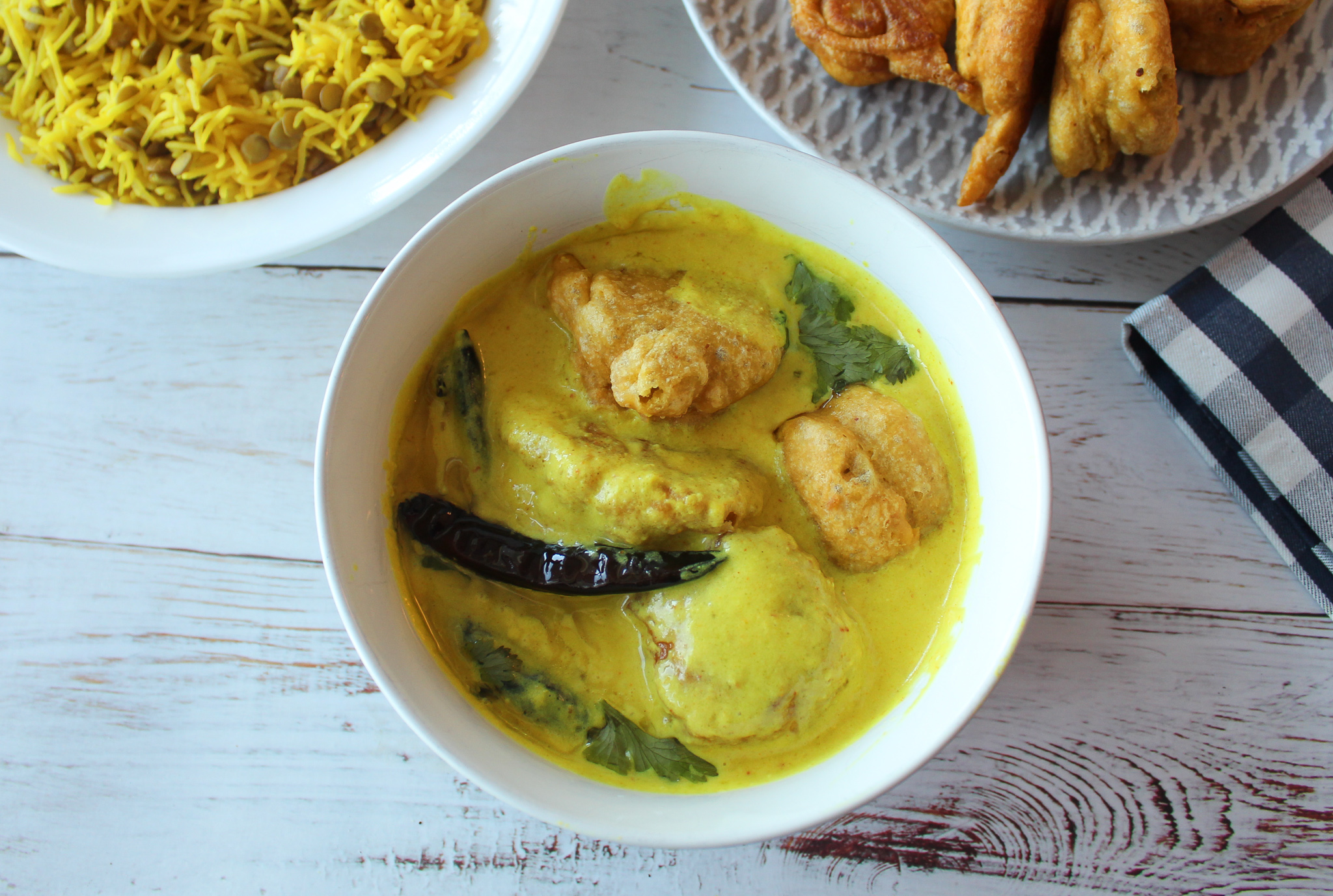 Pakora Kadhi: Yogurt Curry with Fritters